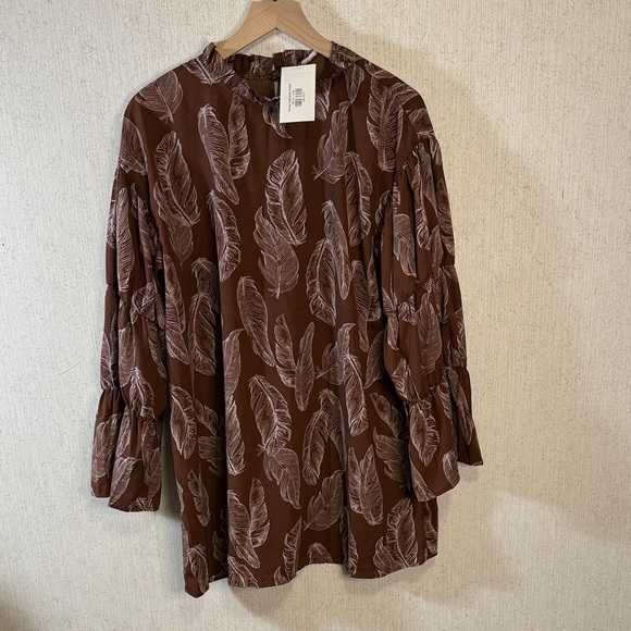 GeeGee Dresses & Skirts - Elegant Brown Leaf Print Long Sleeve Dress